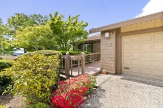 Photo #1: 222048058 Listing