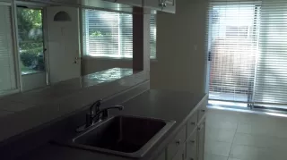Photo #5: 222048069 Listing