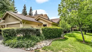 Photo #1: 222048383 Listing