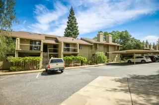 Photo #1: 222048488 Listing