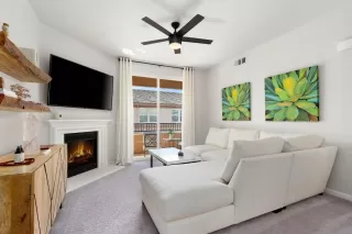 Photo #2: 222048669 Listing