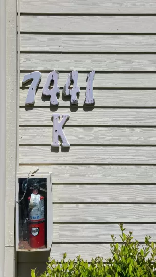 Photo #1: 222048986 Listing 