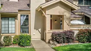 Photo #1: 222050113 Listing