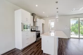 Photo #3: 222050227 Listing 