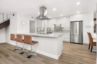 Photo #3: 222050244 Listing