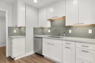 Photo #5: 222050244 Listing