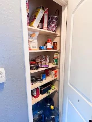 Photo #6: 222050443 Listing