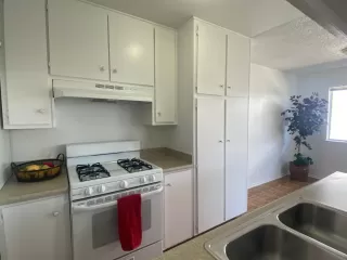 Photo #2: 222050961 Listing 