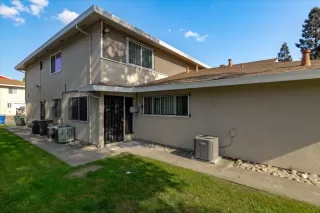 Photo #3: 222050984 Listing
