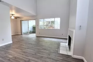 Photo #5: 222051023 Listing 