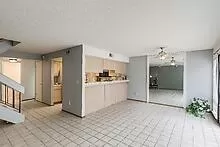 Photo #4: 222051094 Listing