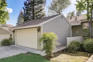Photo #1: 222051131 Listing 