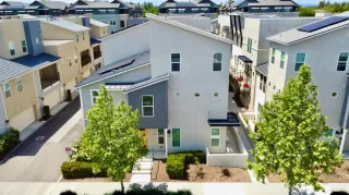 Photo #2: 222051734 Listing