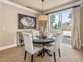 Photo #4: 222051747 Listing