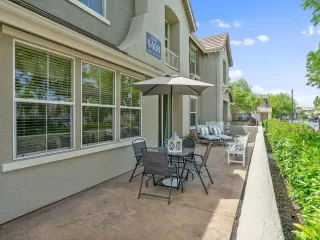 Photo #5: 222051747 Listing