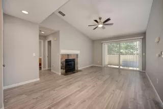 Photo #6: 222052070 Listing 