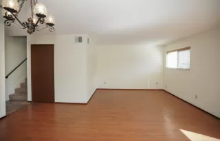 Photo #5: 222052079 Listing 
