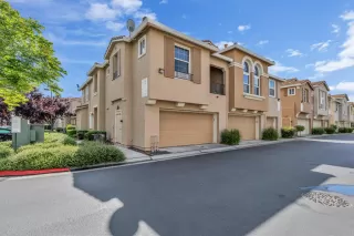 Photo #1: 222052150 Listing