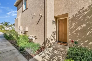 Photo #3: 222052150 Listing