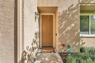 Photo #4: 222052150 Listing