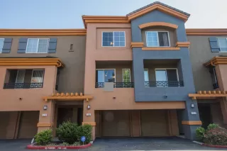 Photo #1: 222052247 Listing 