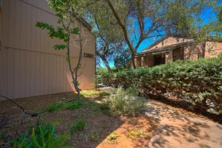 Photo #4: 222052672 Listing