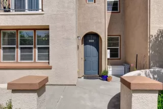 Photo #5: 222052931 Listing 