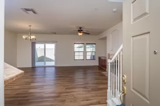 Photo #6: 222052993 Listing