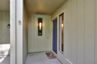 Photo #1: 222053384 Listing