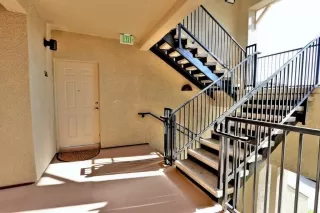 Photo #2: 222053451 Listing