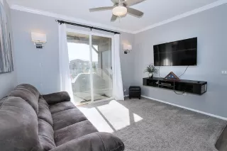 Photo #6: 222053451 Listing