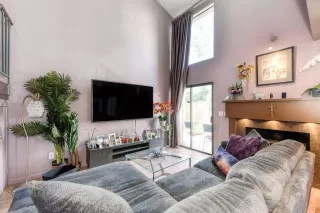 Photo #6: 222053867 Listing 