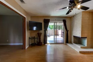 Photo #6: 222054594 Listing