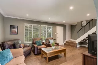 Photo #4: 222054686 Listing