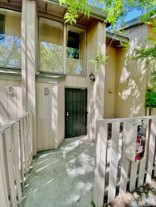 Photo #1: 222054887 Listing