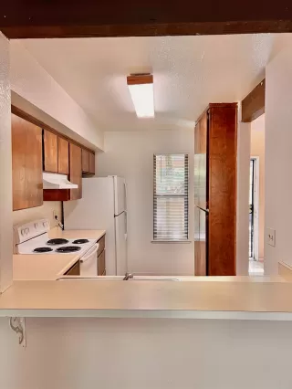 Photo #6: 222054887 Listing