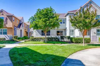 Photo #3: 222055038 Listing 