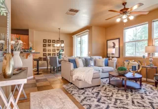 Photo #5: 222055038 Listing 