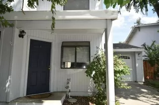 Photo #2: 222055053 Listing