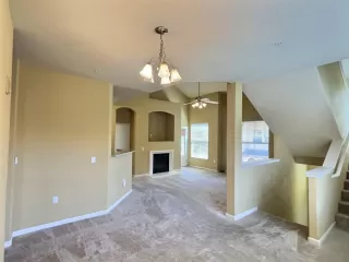 Photo #3: 222055711 Listing