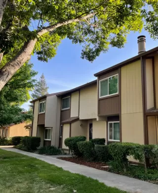 Photo #1: 222055836 Listing 