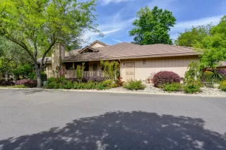 Photo #6: 222055917 Listing 