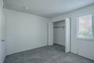 Photo #6: 222056604 Listing