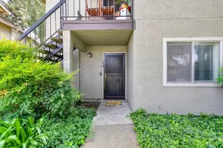 Photo #5: 222056951 Listing