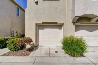 Photo #1: 222057036 Listing