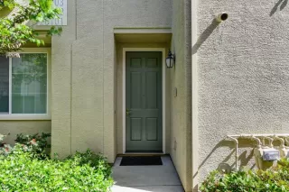 Photo #5: 222057036 Listing