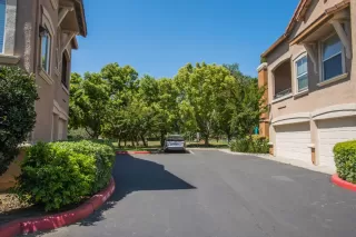 Photo #2: 222057234 Listing 