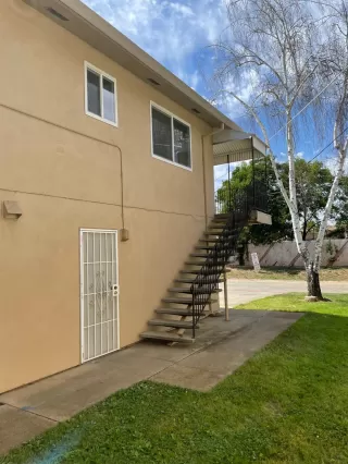 Photo #3: 222057280 Listing