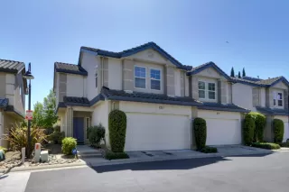 Photo #1: 222057298 Listing