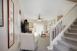 Photo #4: 222057298 Listing